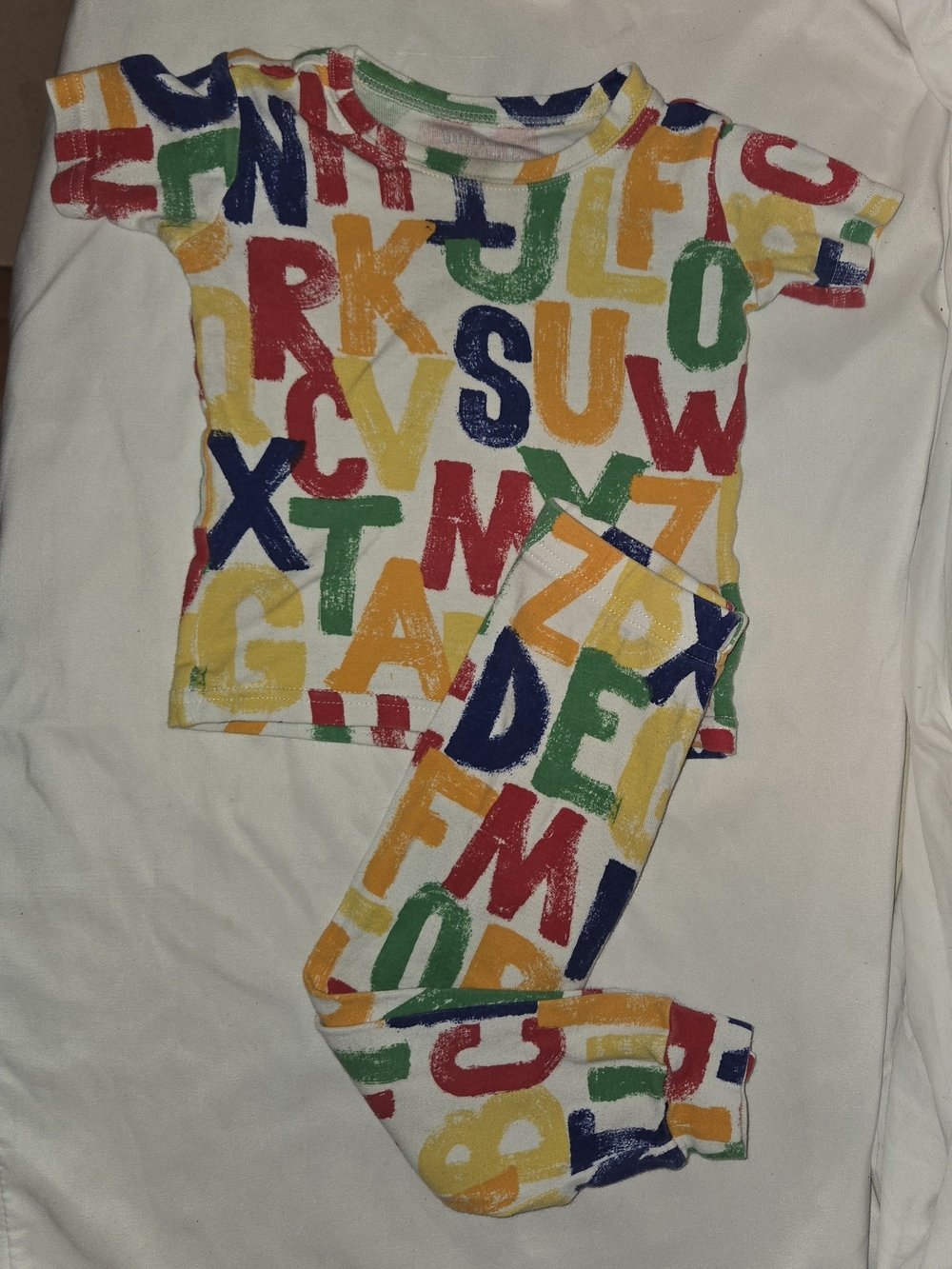 Bundles Kids Alphabet Pajama Set - White with Multicolor Letters SZ 18-24M